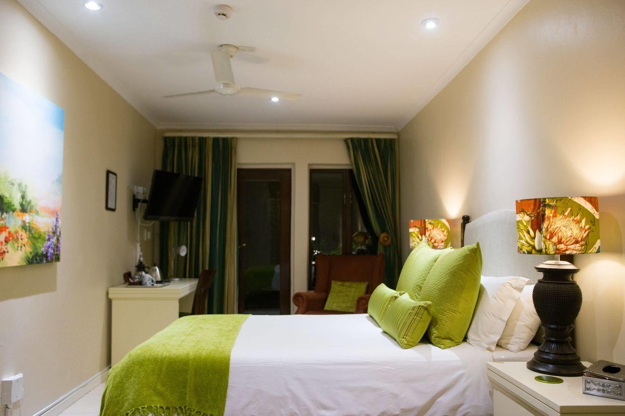 No66 Sandton Lodge Johannesburg Buitenkant foto